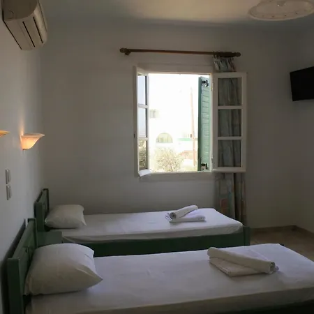 Hotel Kapari 2*